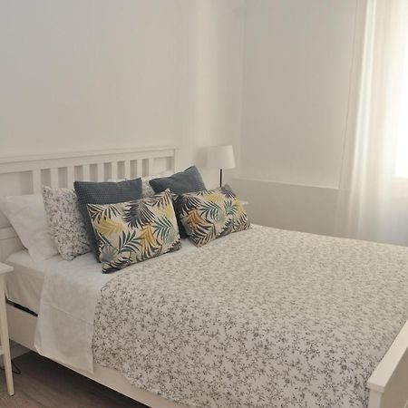 Verdi Appartment Modena Bagian luar foto