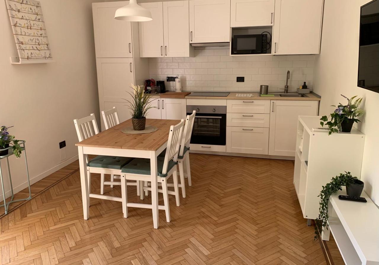 Verdi Appartment Modena Bagian luar foto