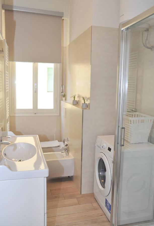 Verdi Appartment Modena Bagian luar foto